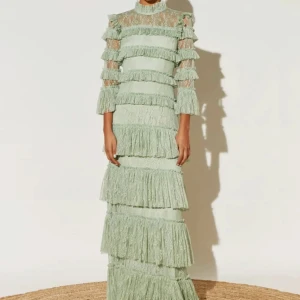 By Malina klänning. Säljer denna otroliga Malina klänning i mintgrön som är utsåld. Perfekt i passform och helt underbar!  - Ny Malina klänning i mintgrön. 