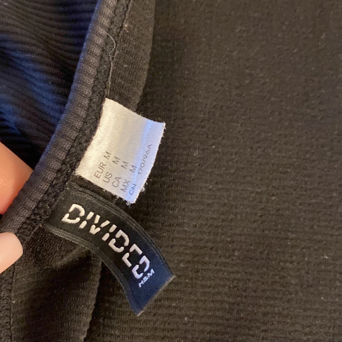 Fin topp från H&M öppen rygg där bak 😍 - 91