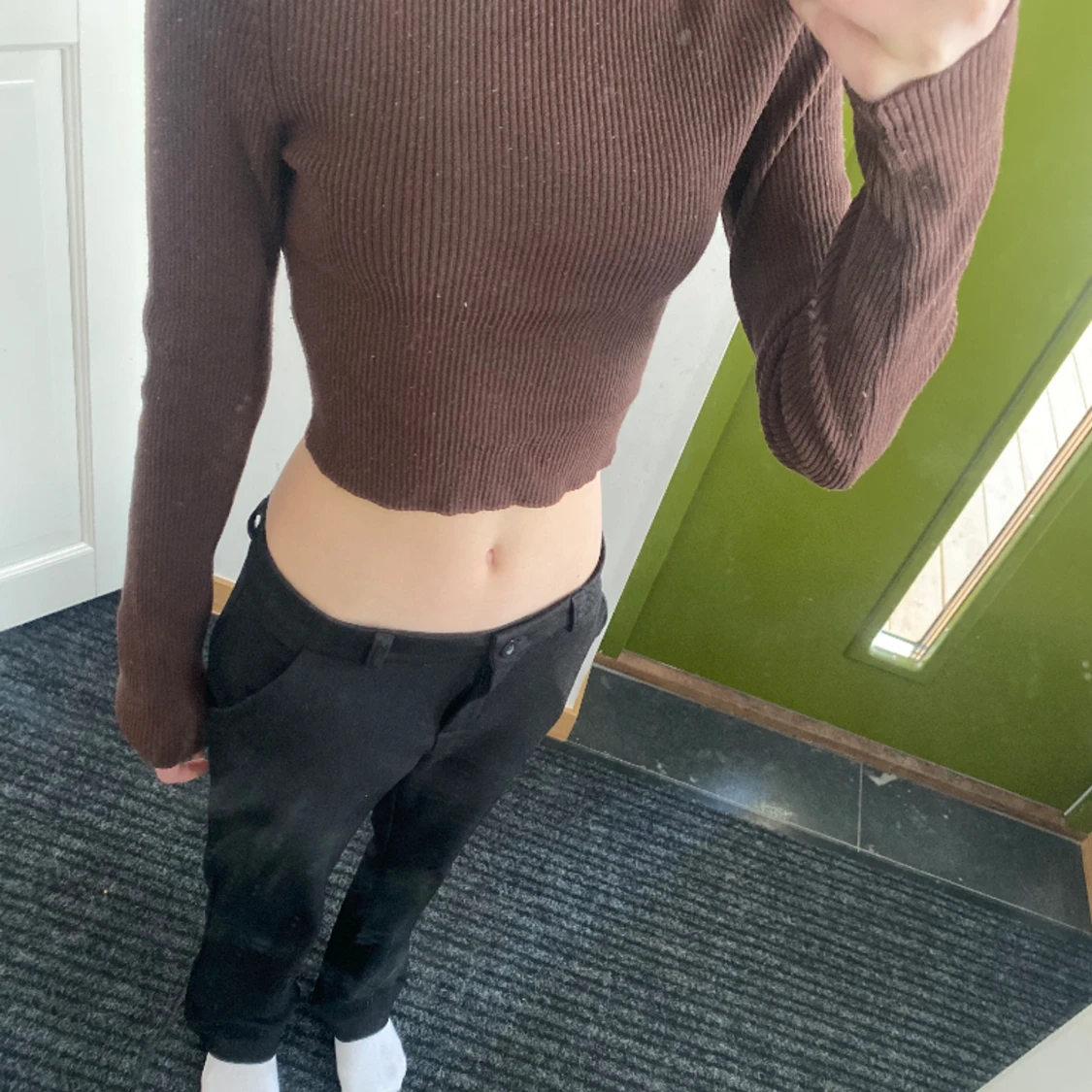 Brun ribbad tröja - 90