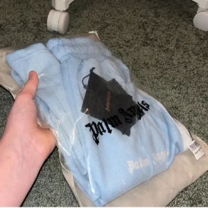 Palm angel byxor  - Fint skick aldrig använda