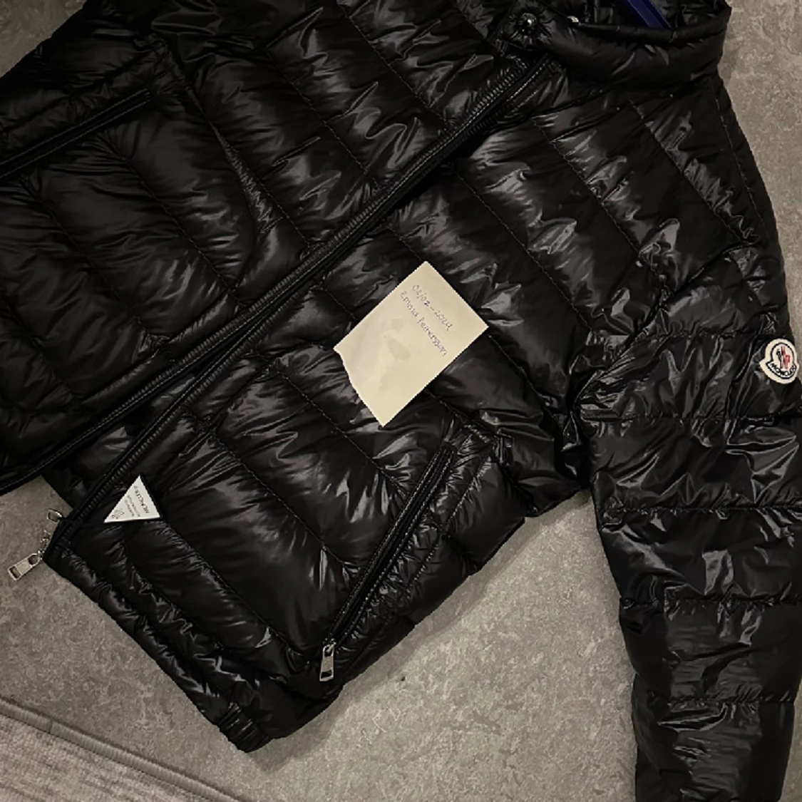 Moncler jacka  - 90