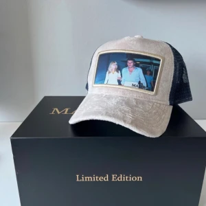 Maggiore - Säljer min Limited Editon maggiore keps pga av att den inte kommer till användning! Låda och påse medföljer om det önskas! (Dm vid intresse)