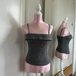 Intimissimi topp - Stickad korsett topp ifrån intimissimi🩶 + bolero som passar till!