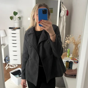 Vårjacka  - Kort kappa 