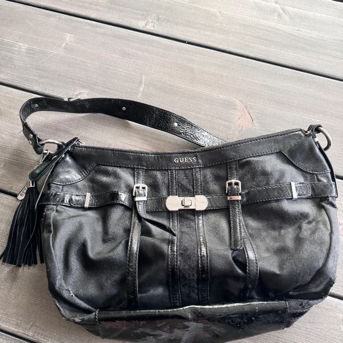 Guess Handväska  - 90