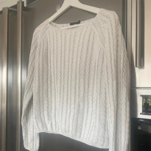 Båtringad tröja - Fin stickad tröja