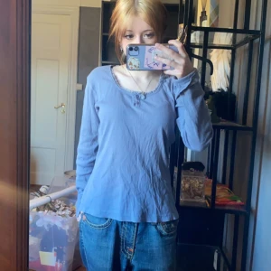 Super vacker tröja  - Super fin tröja som jag fick av min mamma❤️