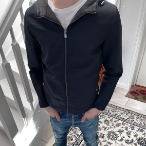 Jules Jacka Vändbar - J