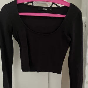 Topp - Kort topp från bikbok