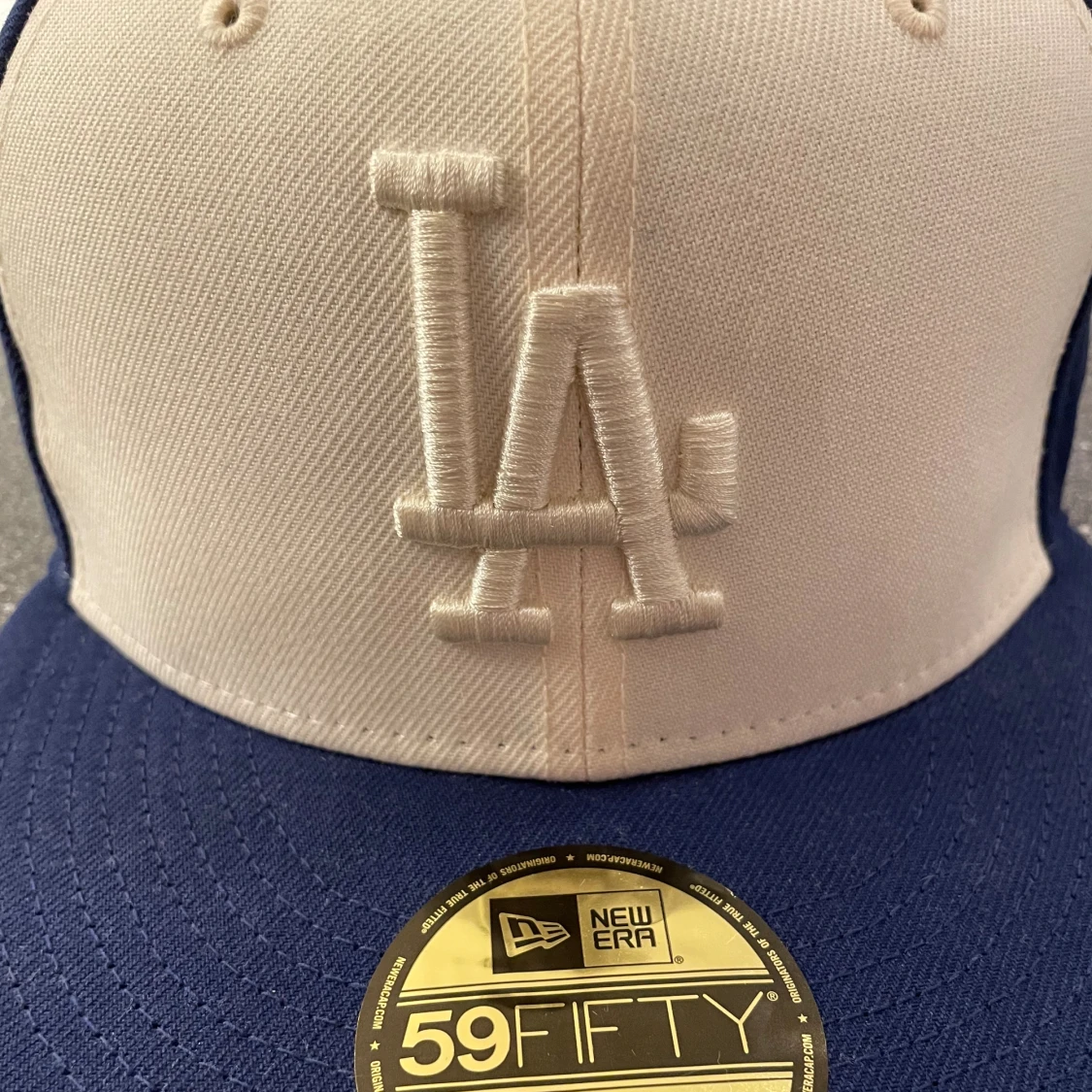 LA keps storlek 6 7/8, 54,9 cm - 93