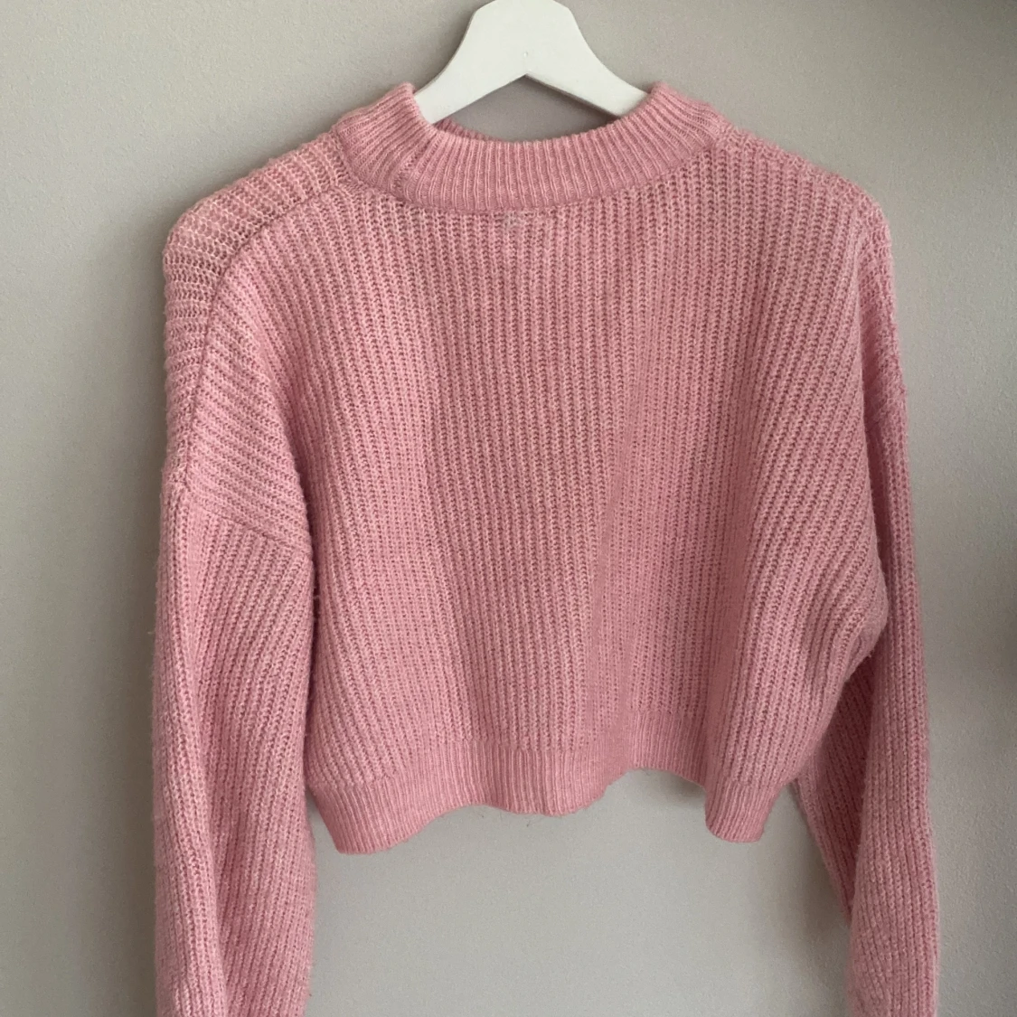 Rosa stickad tröja  - 91