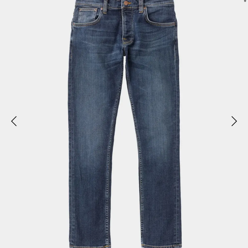 Säljer ett par jeans från nudiejeans som jag inte behöver längre. Hör av er vid frågor!. Jeans & Byxor.