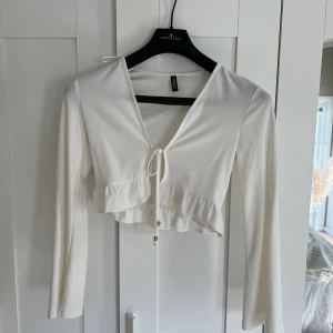 Blus - Super fin blus/topp, använd fåtal gånger