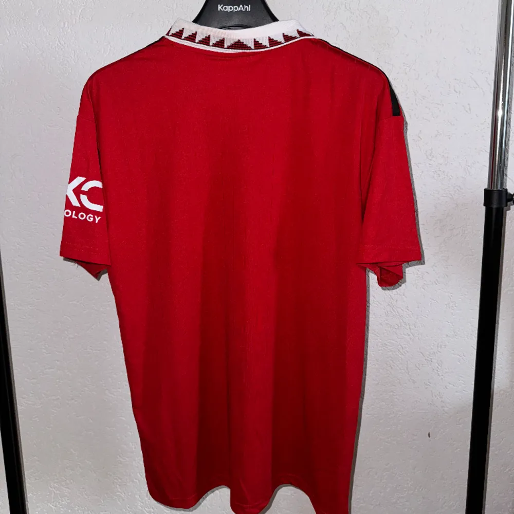 Manchester United Tshirt   Storlek Xl/L, 10/10 skick  Skickas eller hämtas i Halmstad!. T-shirts.