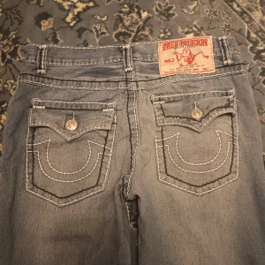 True religion jeans - Ett par true religion jeans i bra skick!