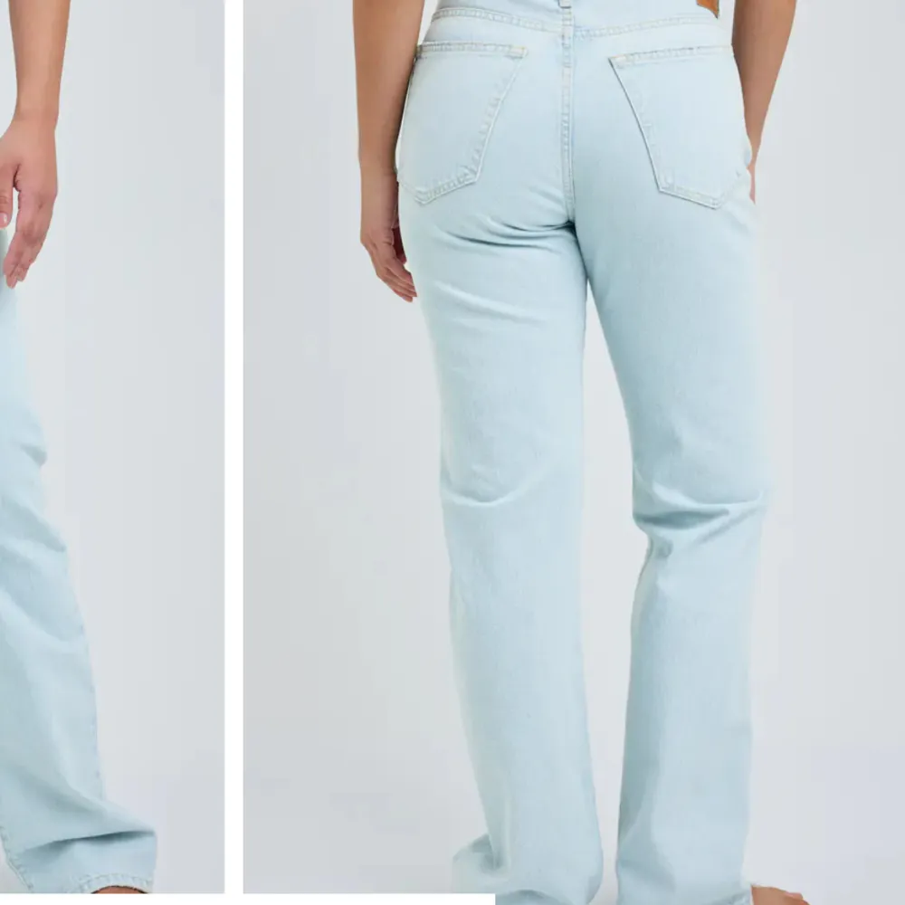 Säljer mina ”Low waist jeans 510” från Bik Bok i strl. W24-L34. Ordinarie pris är 699kr. Långa på mig som är 175 och säljer pga blivit för små. Använt några gånger men fortfarande i bra skick. Skriv för fler bilder. 💕. Jeans & Byxor.