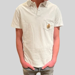 ralph lauren pike  - Säljer denna riktigt feta ralph lauren piken. Vid frågor och funderingar skriv gärna! 