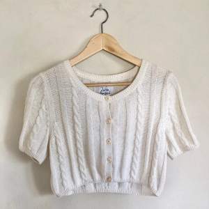Cropped Cardigan in white, Size M.  Dua Lipa for Pepe Jeans.  Great condition :)