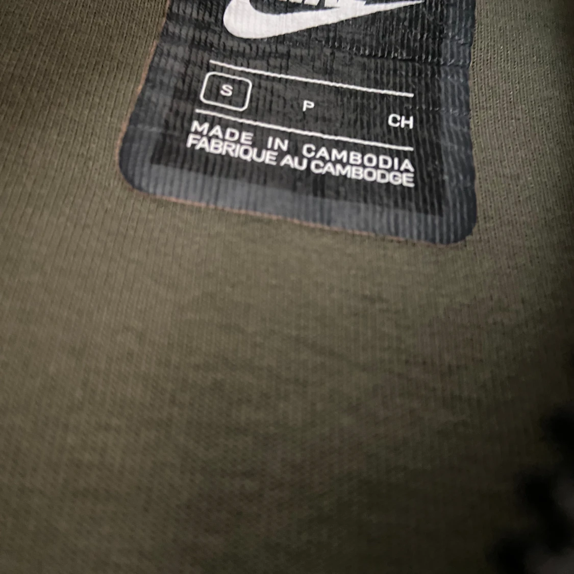 nike tech fleece - 90