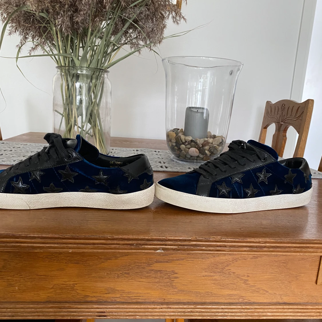 Saint Laurent Sneakers - 91