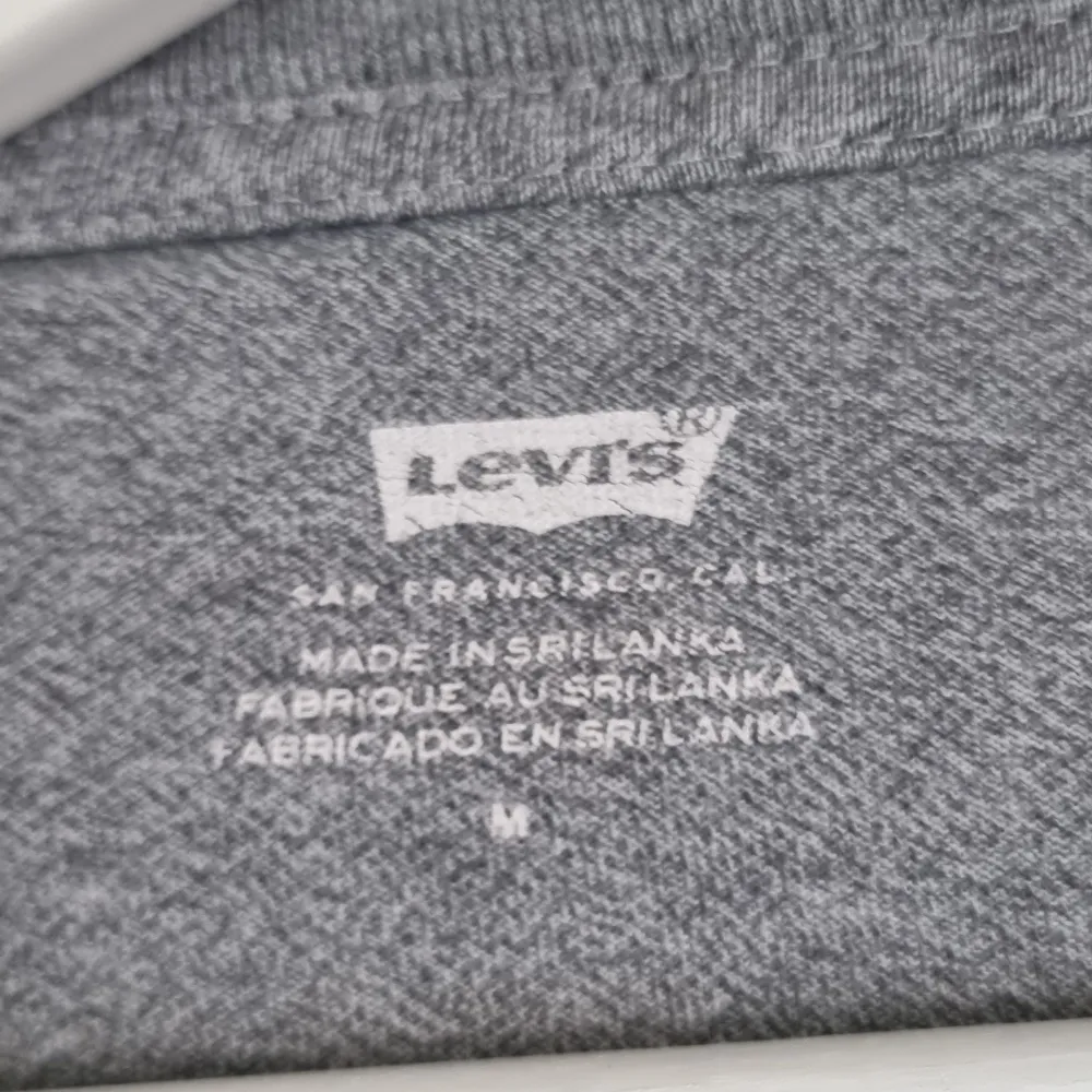 Levi's tshirt ❤️. T-shirts.