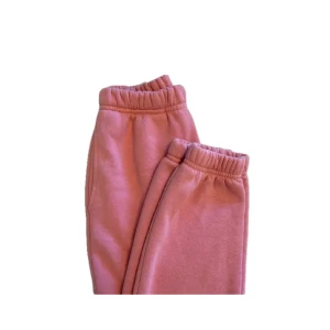 Rosa mjukisbyxor  - SUPERSKÖNA ROSA MJUKISBYXOR från ginatricot! I storlek xxs men rätt stora storlekar så passar även en vanlig xs!🧜‍♀️