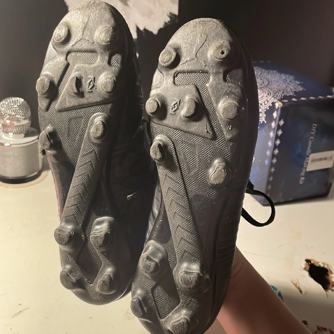 Svarta Fotbollsskor - 90