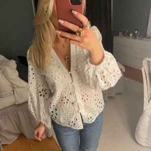 blus - jätte söt o populär blus!