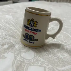 Selling collectible vintage mug