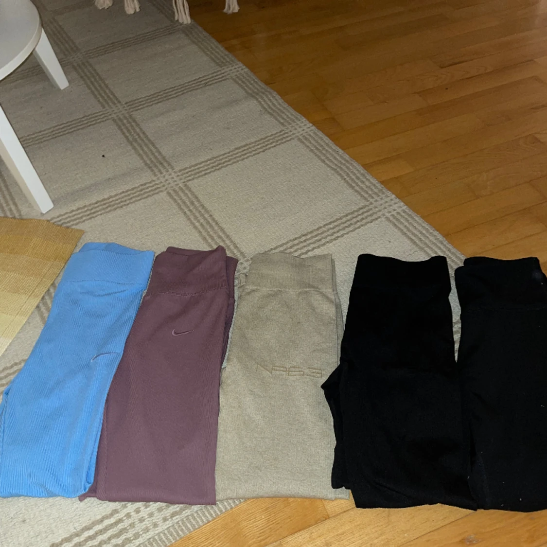 Fem par träning tights - 90