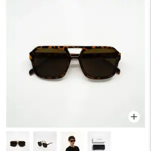 Asballa solglasögon från eyekønik😎 aldrig använda orginalpacketerinh samt fodral medföljer!  Köpta för 650 säljs för 400 (pris kan diskuteras vid snabb affär) 