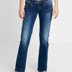 Säljer mina lågmidjade bootcut Ltb jeans i storlek 24/30 inga defekter eller tecken på användning🩵🩵