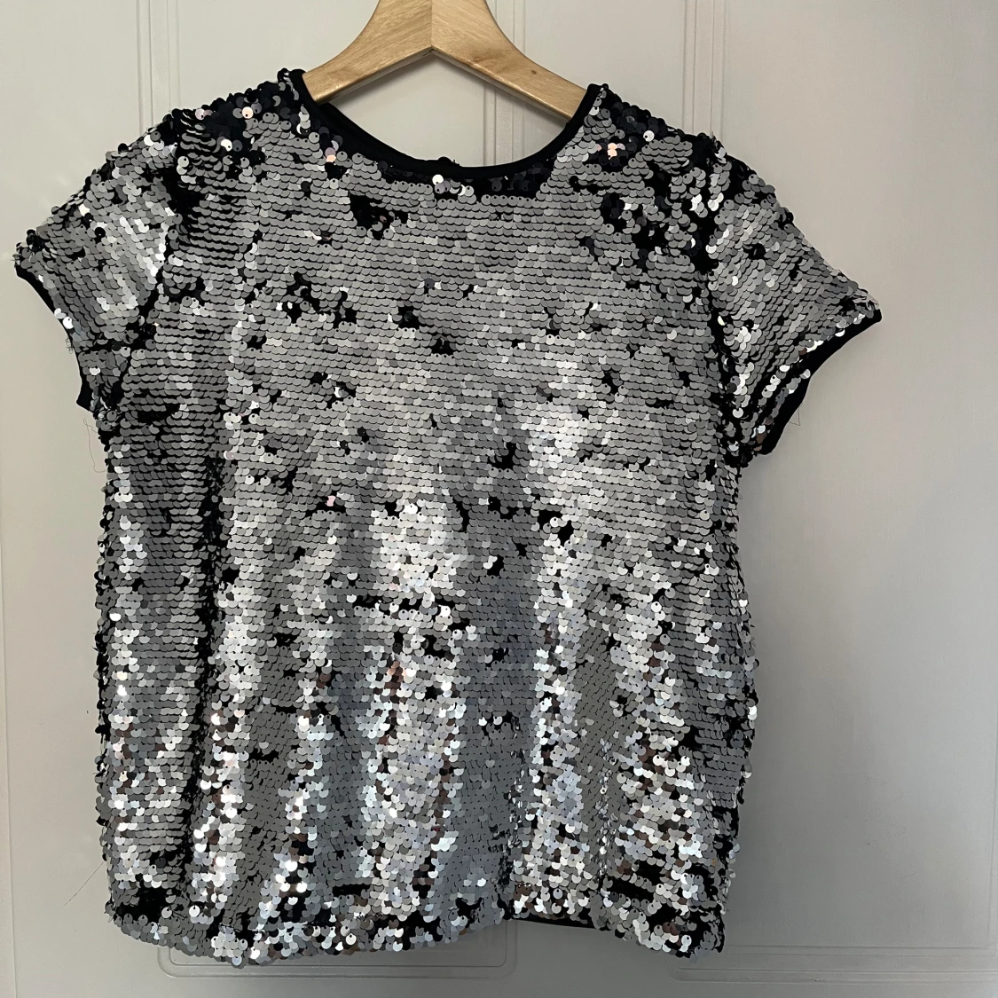 Grå svart fest tröja paljetter 