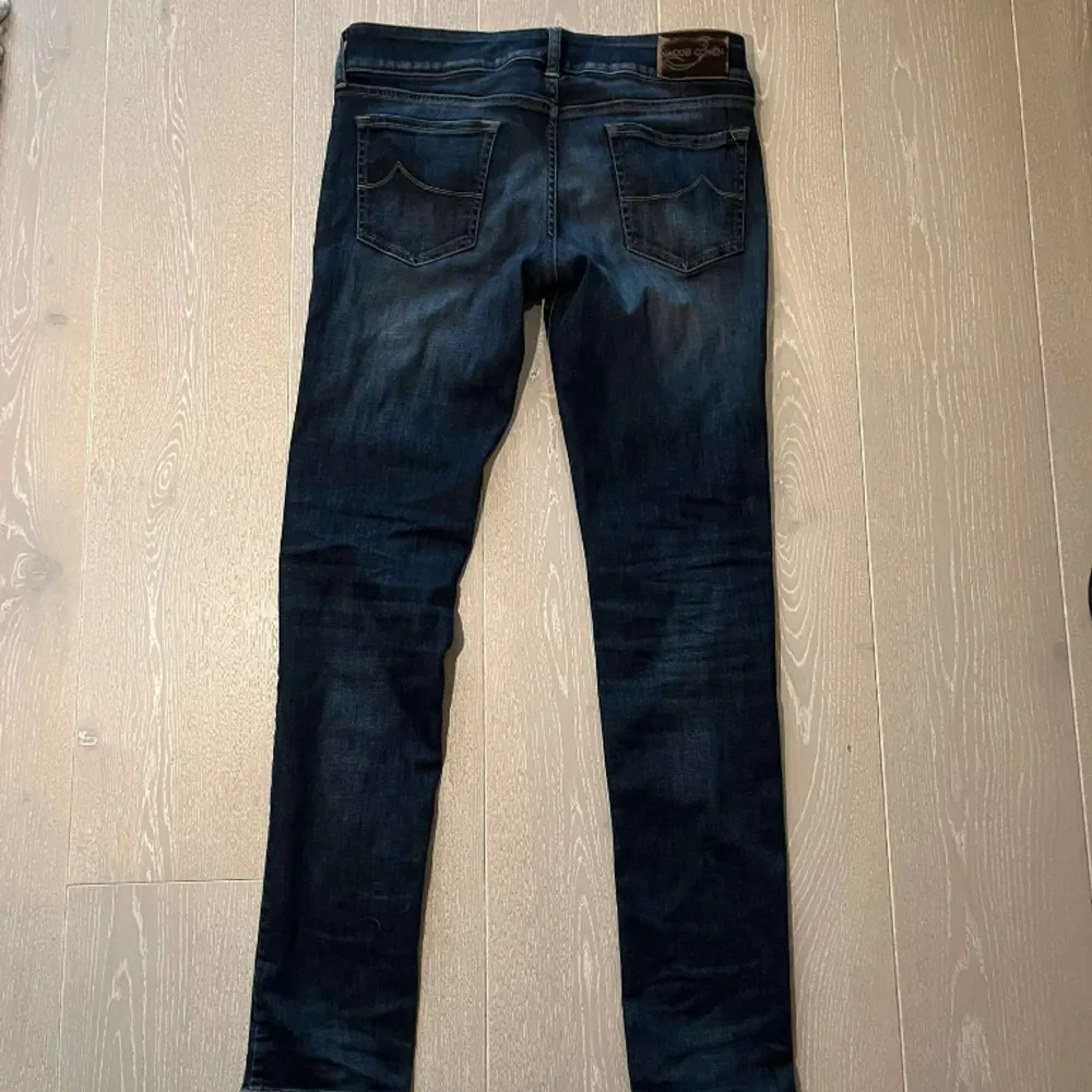 Tja, säljer nu dessa Jacob Cohen jeans i modellen 713! Pris är diskuterbart vid snabb affär, Hör av dig vid frågor eller andra funderingar!. Jeans & Byxor.