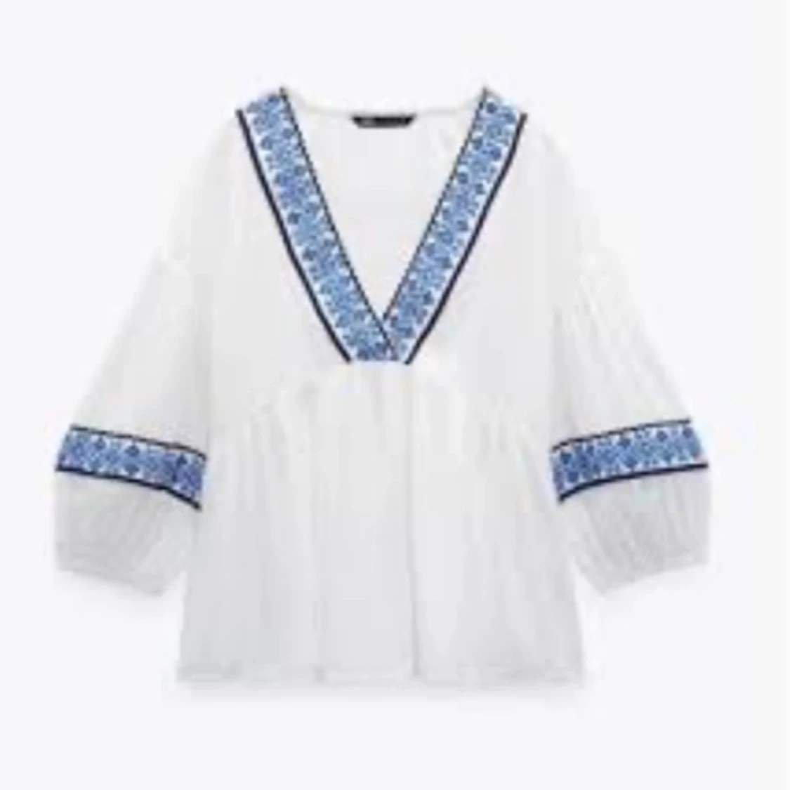 Zara blus🤍💙 - 90