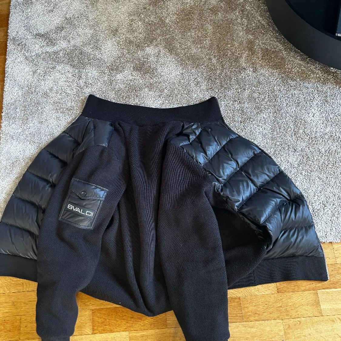 Bvaldi cardigan svart