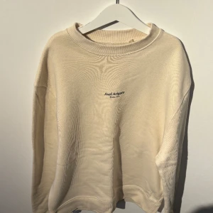 Axel arigato tröja NY - Helt ny Axel arigato tröja Nypris 1200
