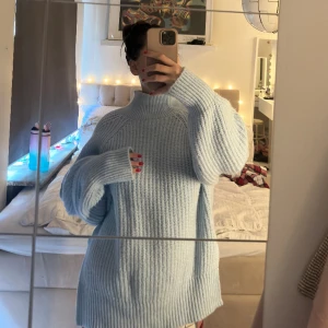 LXA stickad tröja  - Använd fåtal gånger pga att den är för stor för mig! 