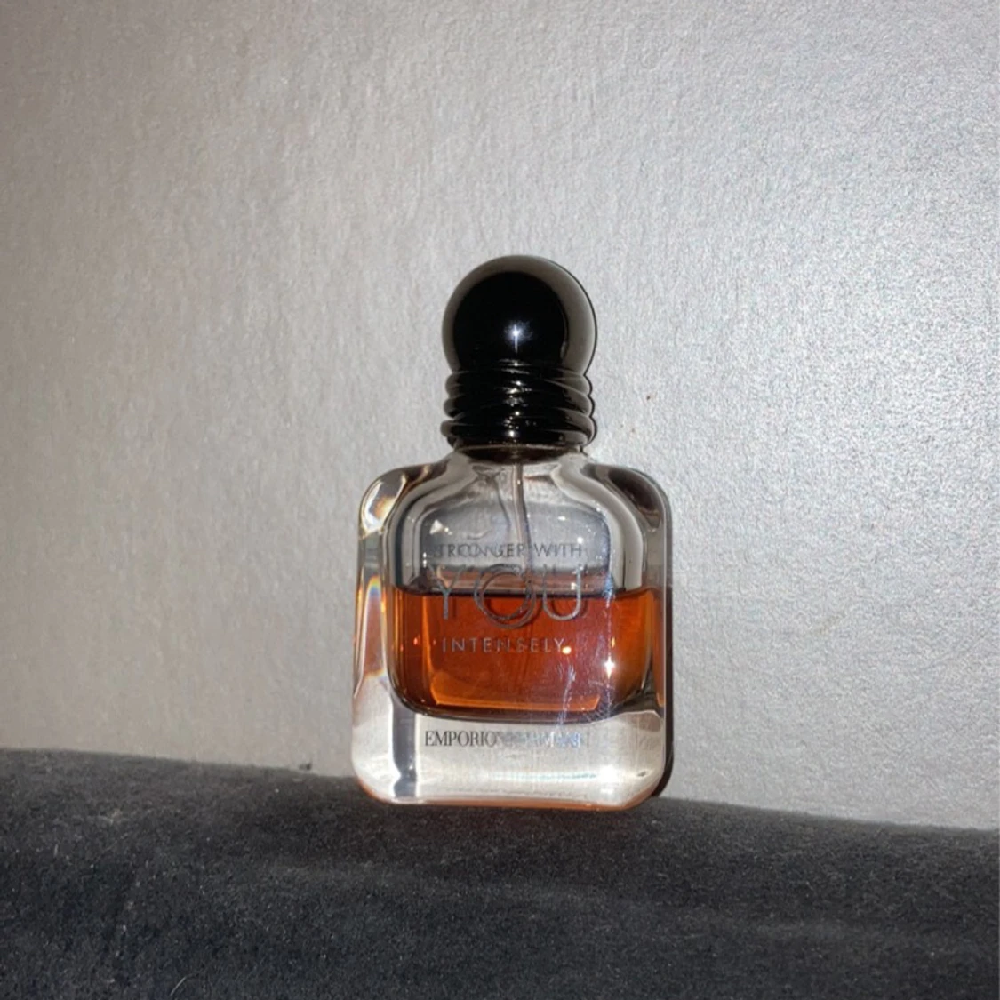 Emporio armani stronger with you intensely 30ml (halva kvar)