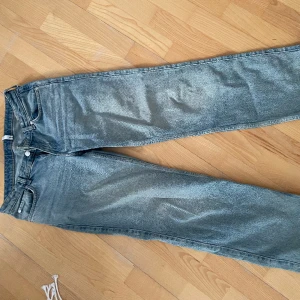 Arrow jeans  - Fina och använda arrow jeans. Har tyvärr ingen bild men sök gärna på TikTok. 190kr plus frakt 