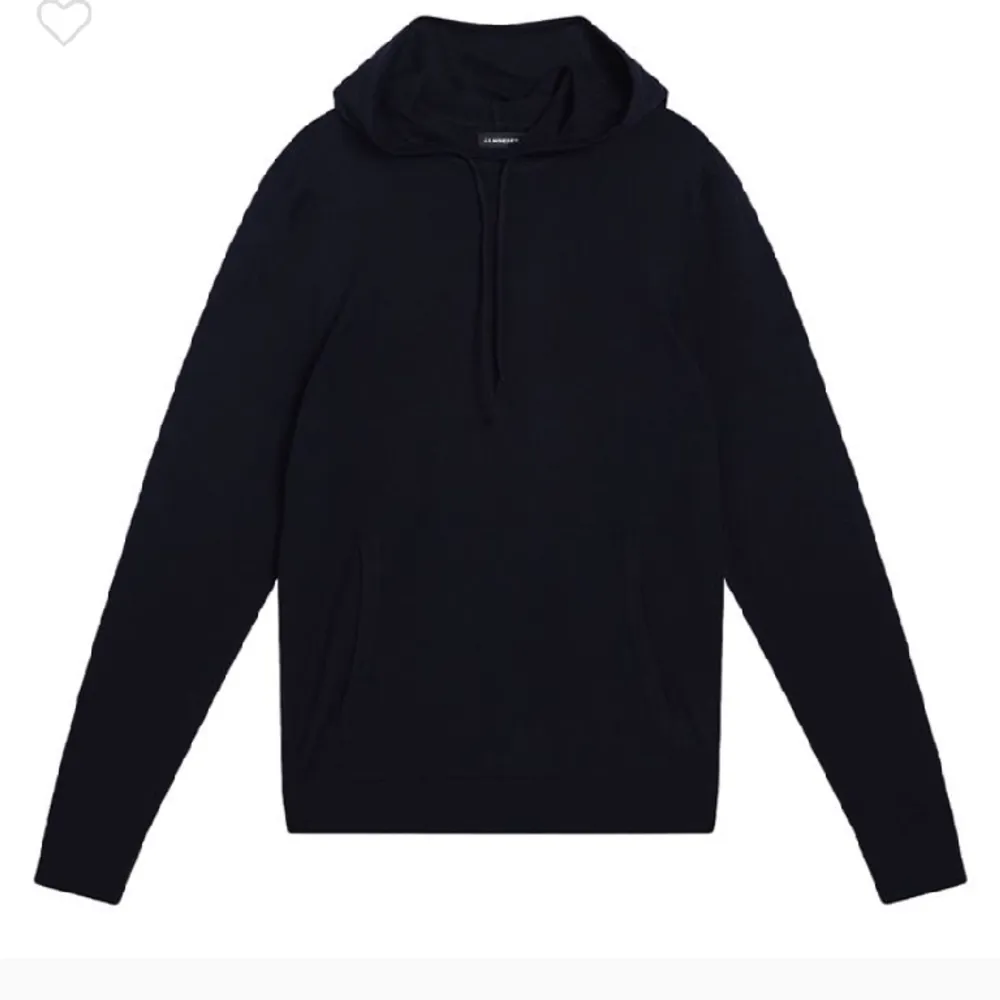 Hej, Just nu säljer denna sjukt schysta J.lindenberg hoodie, Som är 100% merinoull, Nypris:1900kr-2000kr Kan diskutera pris🛍️. Hoodies.