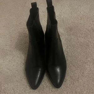 Boots - Boots från vagabond, använda en gång. Orginal pris 1500 