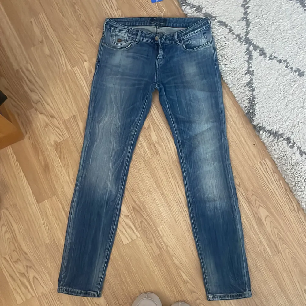 Los waist jeans. Strl 28💕 aldrig använt o köpt på sellpy. Pris kan diskuteras. . Jeans & Byxor.