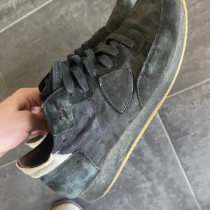 Phillipe model skor - Tjena, säljer mina snygga skor ifrån phillipe model, storlek 43