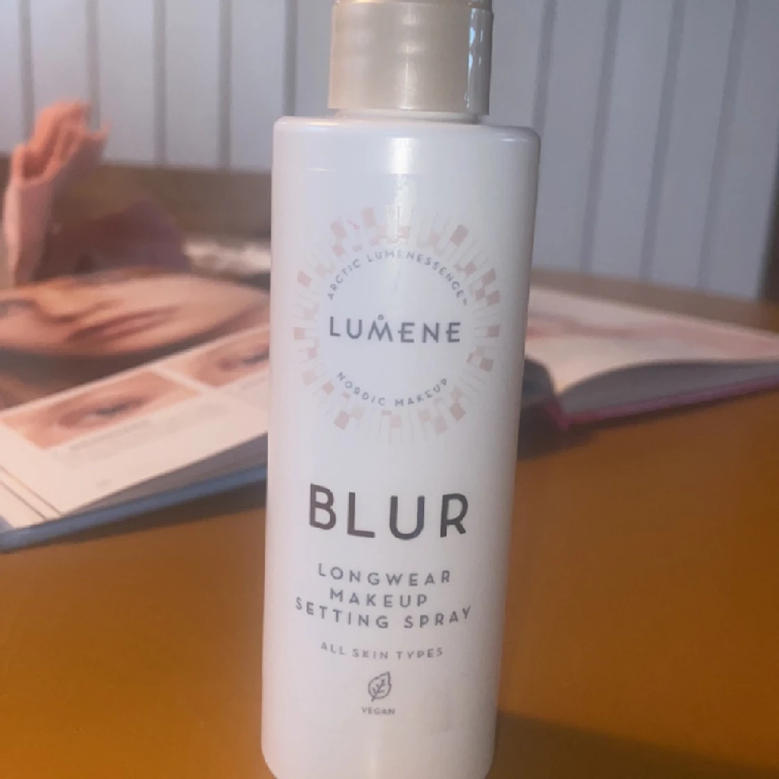 Lumene setting spray