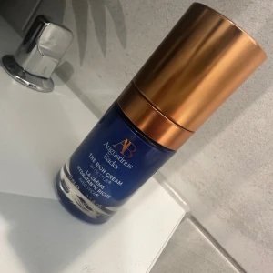 Olika - Khamrah endast testad, 400:- Augustinus bader 30ml, 500 Kevin murphy hårolja 250