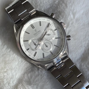 Festina Klocka - Festina klocka som inte är använd så ofta. Skriv för fler bilder eller frågor. 