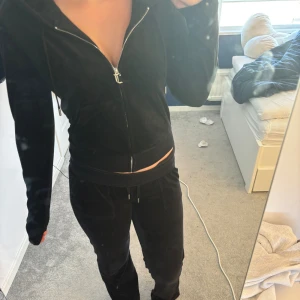 juicy kofta - används inte längre. säljer setet till billigt pris. köparen står för frakt. pris kan diskuteras. 