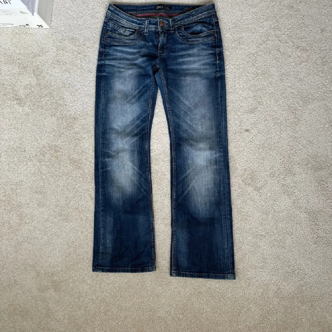 lågmidjade jeans  - 91