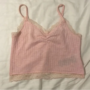 Rosa spets linne - Rosa spets linne från amisu i storlek s💞💘💘